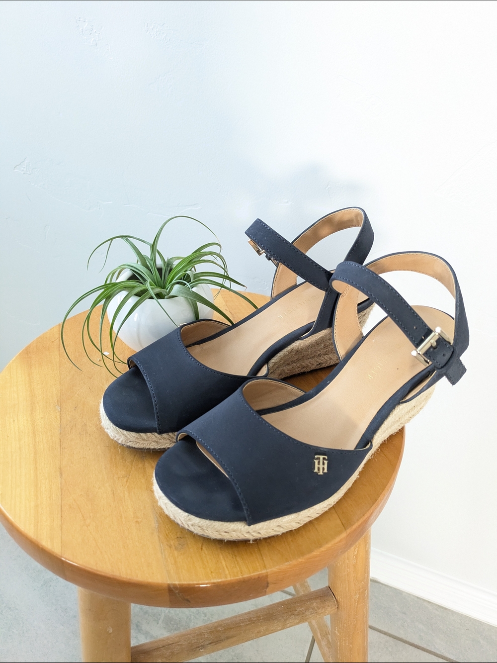 Tommy Hilfiger Navy Open-Toe Espadrille Wedge Sandals